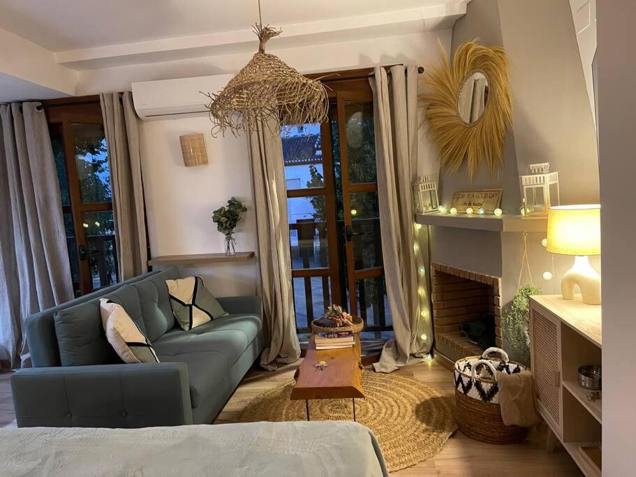 Coqueto Estudio Junto A Sierra Nevada 圭哈尔谢拉 外观 照片