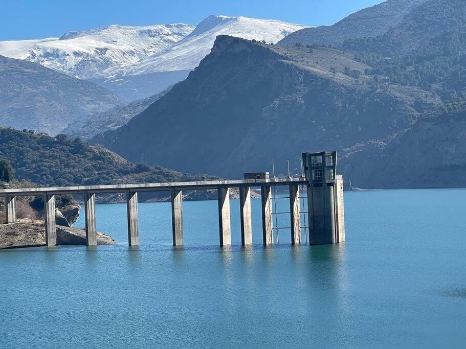 Coqueto Estudio Junto A Sierra Nevada 圭哈尔谢拉 外观 照片