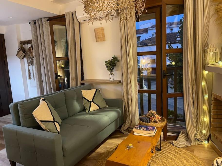 Coqueto Estudio Junto A Sierra Nevada 圭哈尔谢拉 外观 照片